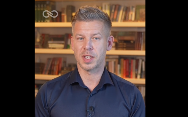 Magyar Péter szerdán Brüsszelben egyeztet az uniós források hazahozataláról