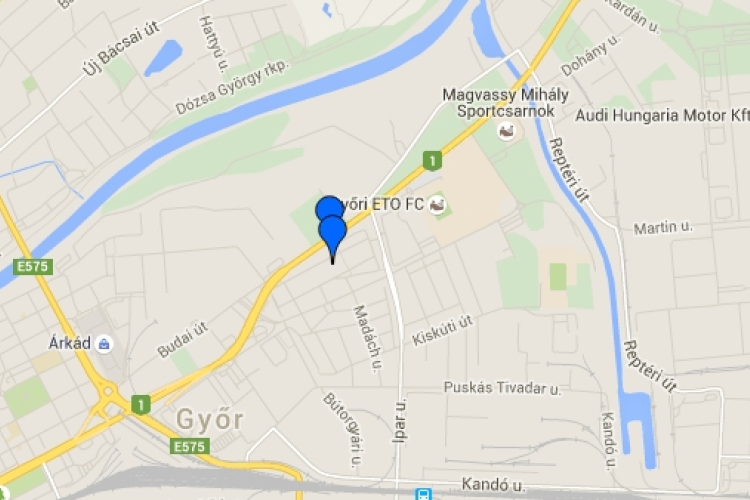 Teherautó és busz ütközött Győrben