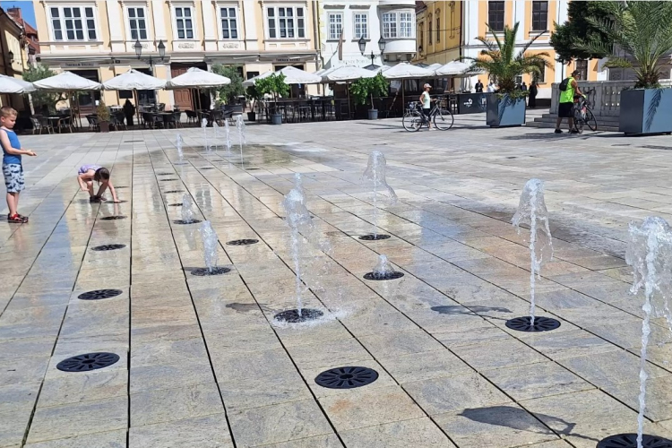 Megint működik a belvárosi szökőkút