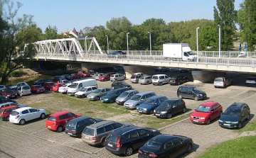 Tájékoztatás parkoló lezárásáról