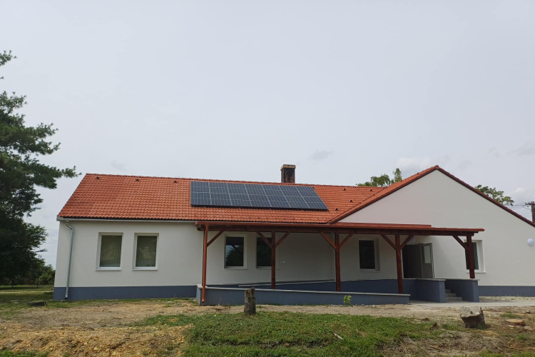 Új közösségi ház Károlyházán