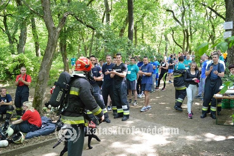  Győri tűzoltók is indultak a Turul lépcsőfutó bajnokságon