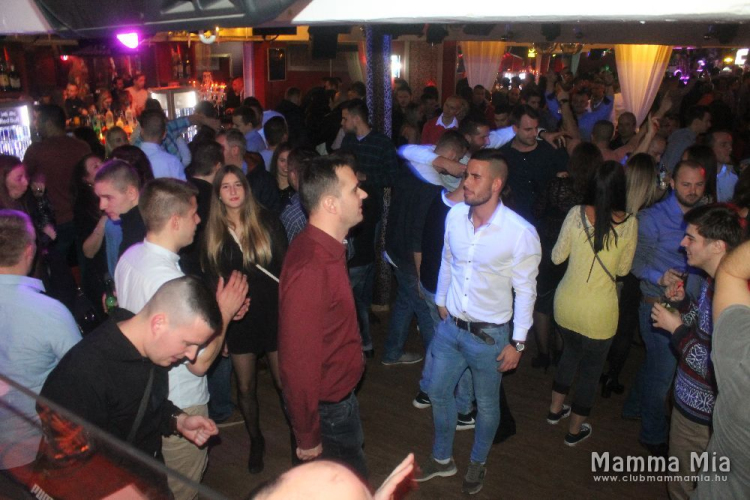 2017.12.08.Mamma Mia Pénteki Élőzene & Dj:Ice Solymi Conga Fotók:árpika