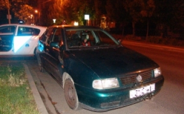 Kábítószer és vipera az autóban Győrben 
