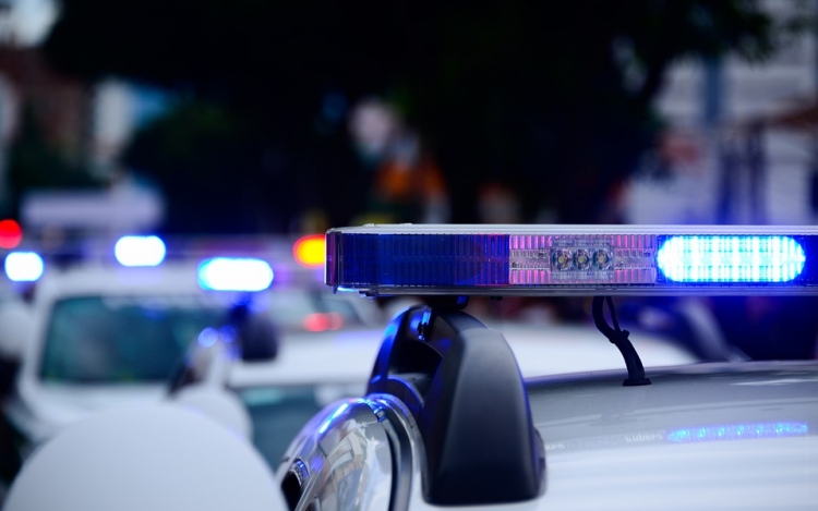 FRISSÍTVE: Lövöldözés Bőnyben - egy rendőr meghalt 