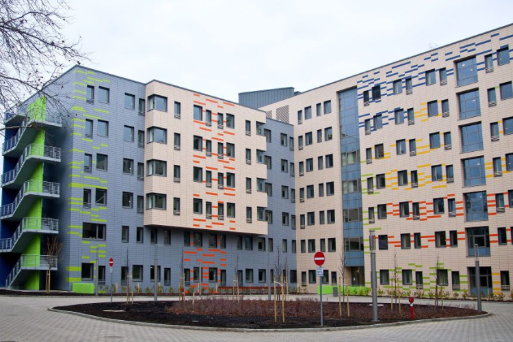 Leparkolt a győri kórháznál és szívinfarktust kapott