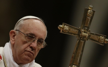 Ferenc pápa: a járványbetegeket segítő orvosok és papok szentek 