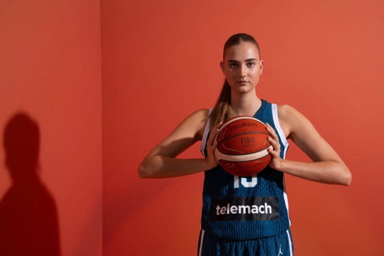 Valenciából érkezik Győrbe Mojca Jelenc