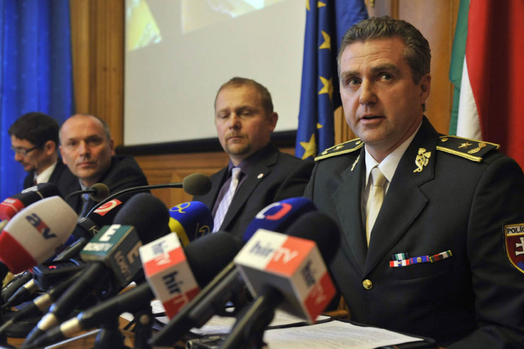 FRISSÍTVE! Nemzetközi nyomozócsoport csapott le a milliárdos áfacsalókra - Sajtótájékoztató