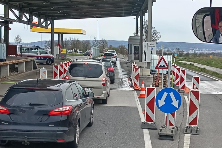 Ausztria hamarosan enyhít, kinyitnak a határok