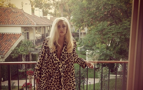 Így fotózza magát Lady Gaga - Instagram körkép 