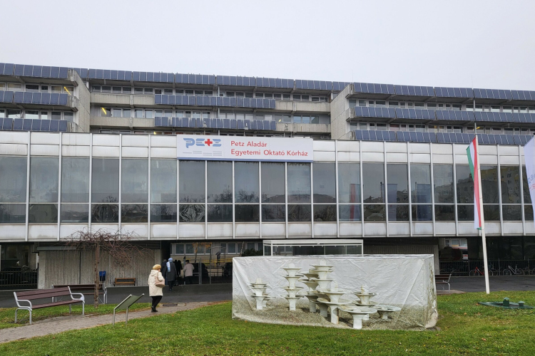 Kötelező maszkhasználat a győri kórházban