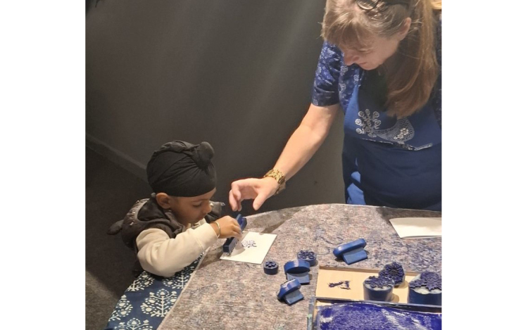 Magyar kékfestés Indiában – kulturális párbeszéd New Delhiben győri résztvevőkkel