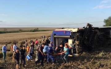 Sokan vesztették életüket egy törökoroszági vonatbalesetben 