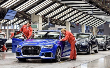 Audi: a szakszervezet nagyot emelne a béreken, a cég nem
