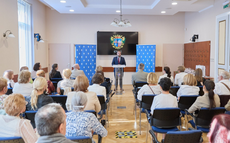 Címzetes főorvosokat köszöntöttek a Városházán