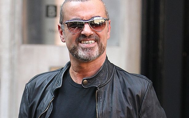 George Michael kiesett kocsijából az autópályán