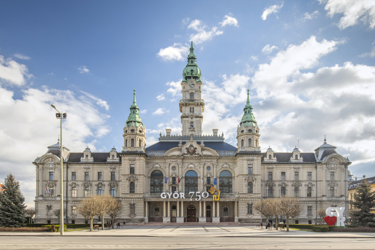 Győrben kötelező, máshol nem, mi az?