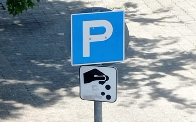 Ünnepi parkolási információk