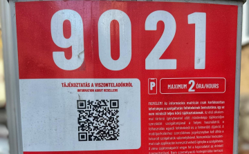 QR-kódok a parkoló automatákon, többen visszakérnék a telefonszámot