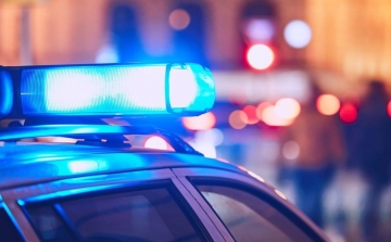 Idős ember életét mentették meg a rendőrök Győrben