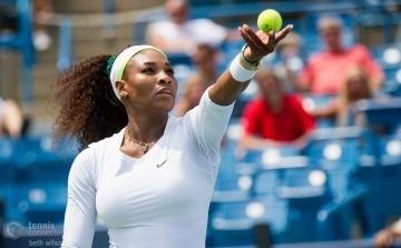 Serena Williams véletlenül tudatta a világgal, hogy várandós