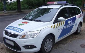 Győrnél sikerült csak megállítani egy Ausztriában lopott kocsit