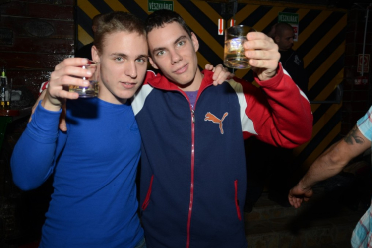 2013.11.22.Péntek Lapos Banhof fotók.adrián