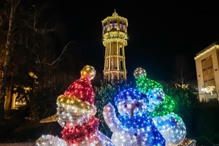 Pezsgőfutás és ingyenes koncertek várnak szilveszterkor