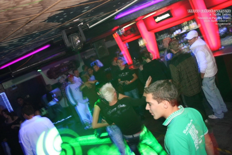 232 Music Club - Simple Saturday /DaBool/ 2011.10.22. (szombat) (Fotók: Tothy)