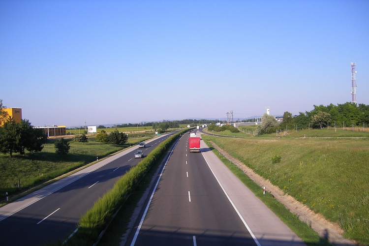 Útnak indulna? Mutatjuk, hol dolgoznak a sztrádán