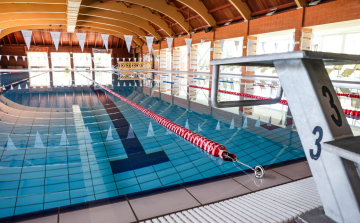 Ingyenes úszás a Magyar Vilmos Uszodában