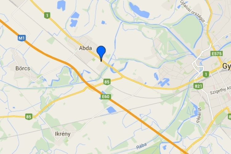 Busz és autó ütközött Győr és Abda között - Többen sérültek