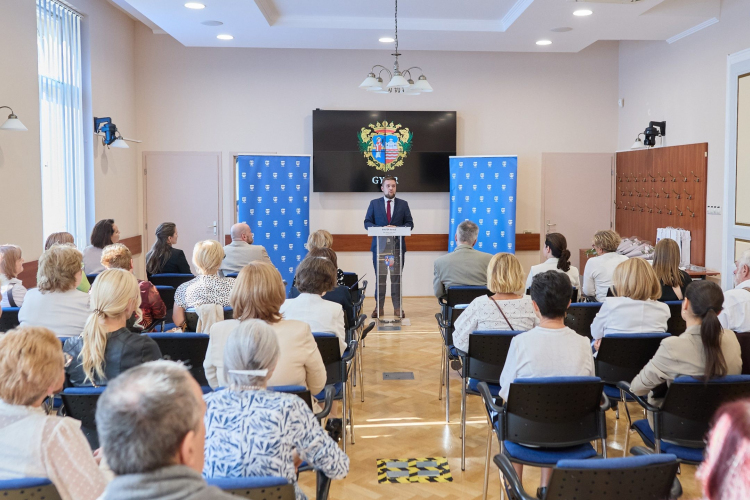 Címzetes főorvosokat köszöntöttek a Városházán