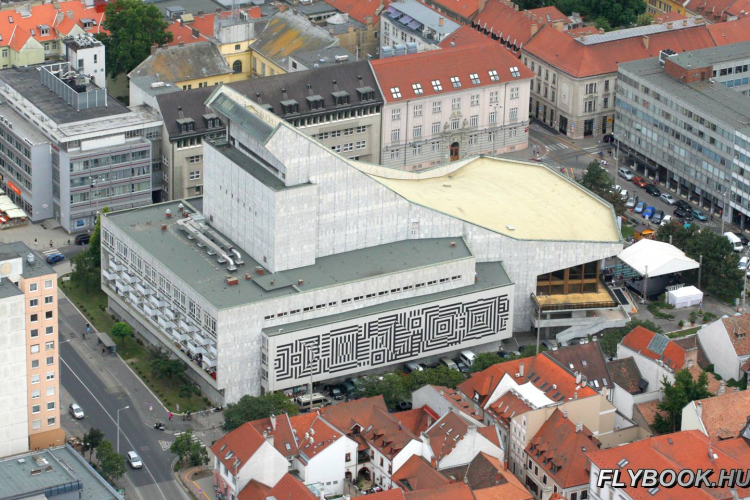 Helyet keresnek! Egyenlőre nem költözik a Győri Nemzeti Színház és a Győri Balett társulata