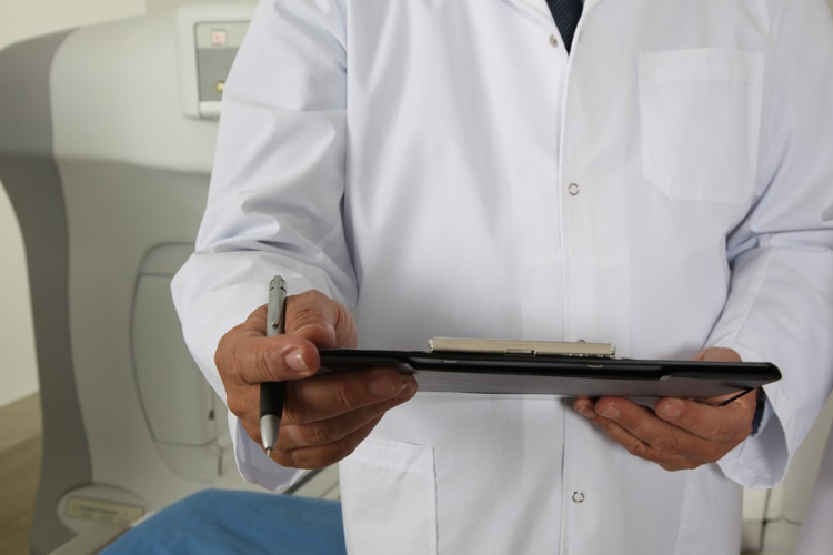 Az előző héten több mint 12 ezren fordultak orvoshoz influenzaszerű tünetekkel