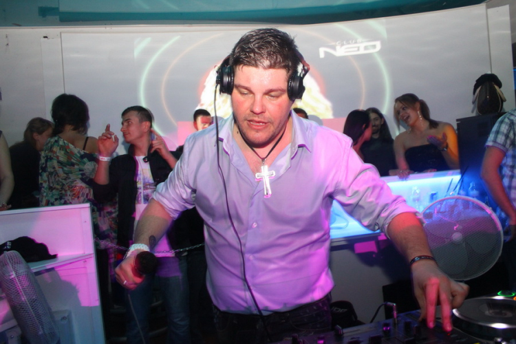 Club Neo - Newik Birthday Party