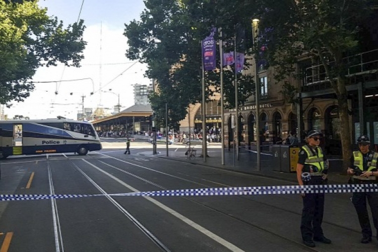 Járókelők közé hajtott Melbourne-ben