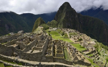 Turisták rongálták meg a Machu Picchu-t