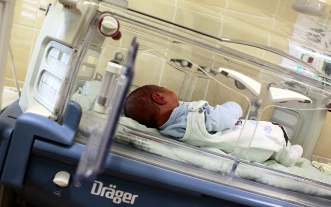 Egy hét után ismét újszülöttet hagytak a miskolci kórház inkubátorában