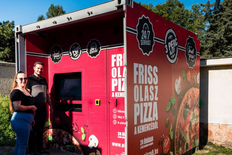 Az ország első pizzaautomatái Győrben