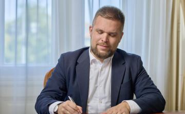 A szolidaritási hozzájárulás miatt Pintér meghívta a miniszterelnököt