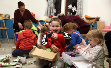 Máltai szeretetszolgálat: több mint 11 ezer ajándékcsomag gyerekeknek