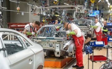 Közlednek az álláspontok az Audi és a szakszervezet között