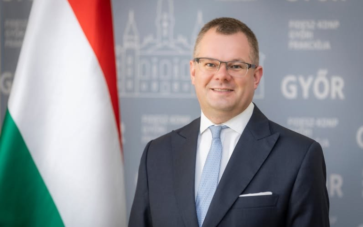 Összeférhetetlenségi vita Fekete Dávid kinevezése után