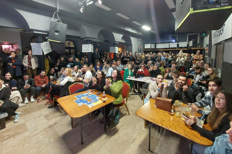 Mutatjuk az új képviselőinket a Parlamentben