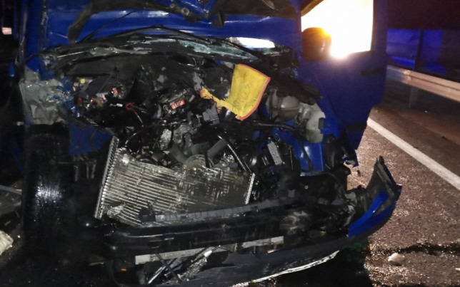 Teljes útzár az M3-ason egy hajnali baleset miatt, egy ember meghalt