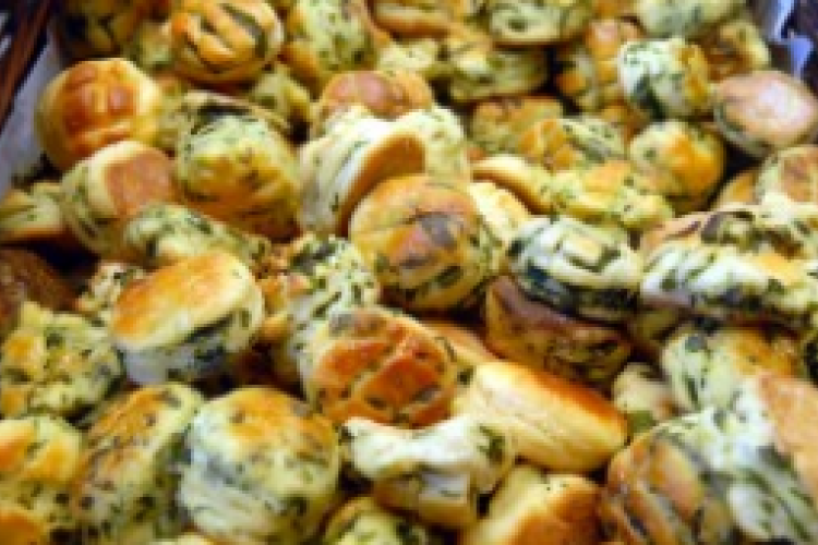 Tizenharmadszor rendeznek Medvehagyma-fesztivált Orfűn