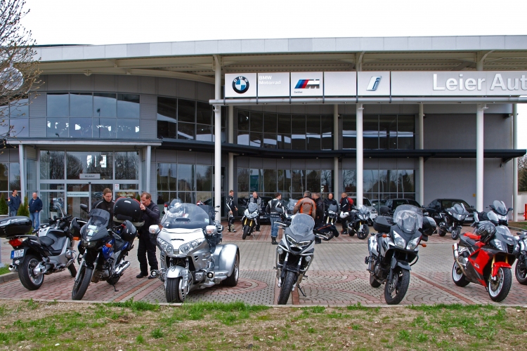 Szezonnyitás és közlekedésbiztonság a győri Leier Autó BMW Motorrad-nál 
