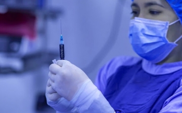 Kifejlesztője szerint egy évig nyújthat védelmet a második orosz vakcina